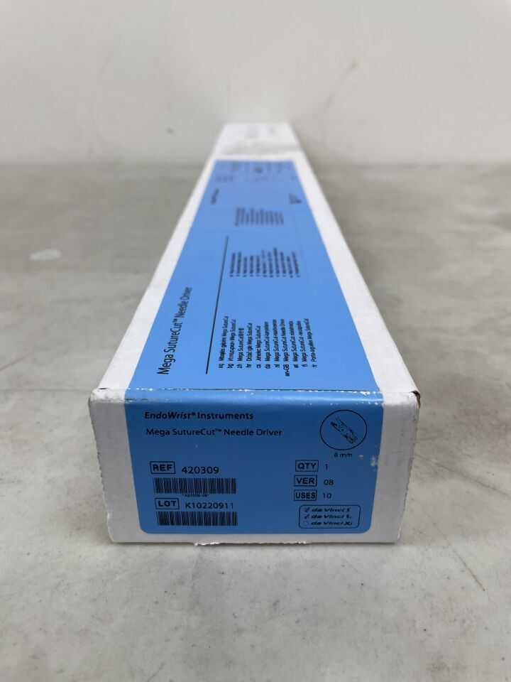 420309 - INTUITIVE SURGICAL - EndoWrist Da Vinci S/SI Mega SutureCut Needle Driver, 10 Uses, 8 mm Size, (BX)