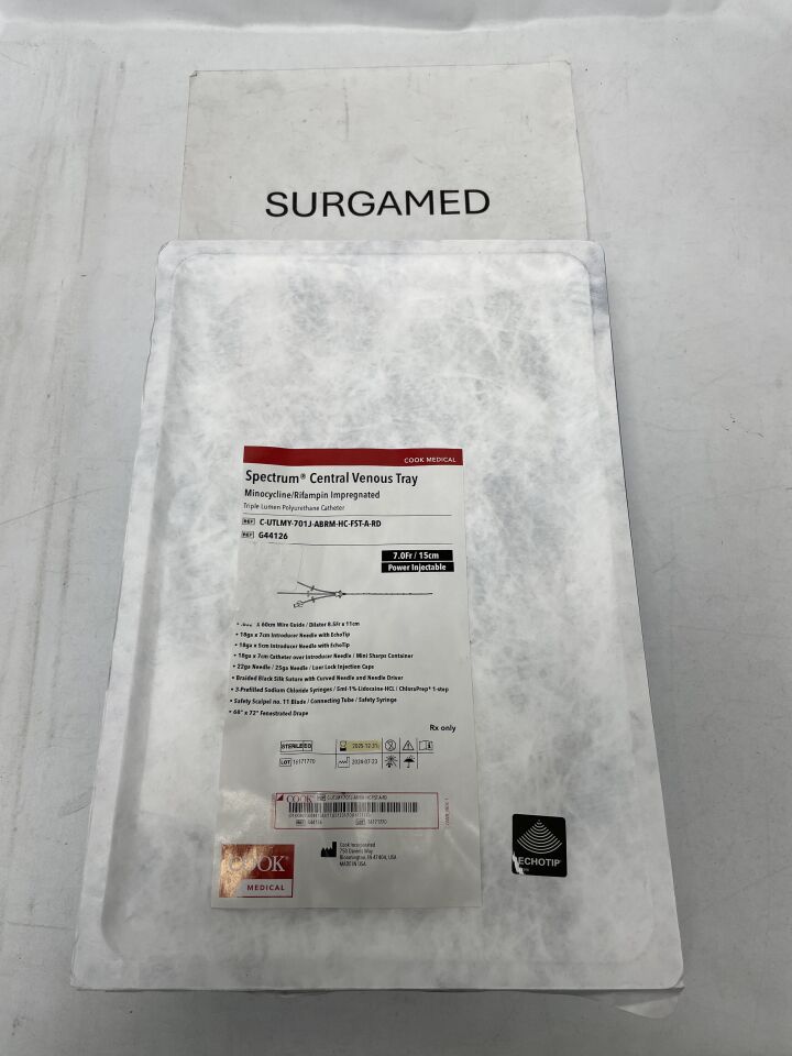 G44126 - COOK - Spectrum Central Venous Catheter Tray - Triple Lumen Polyurethane - 7.0Fr x 15cm, (EA)
