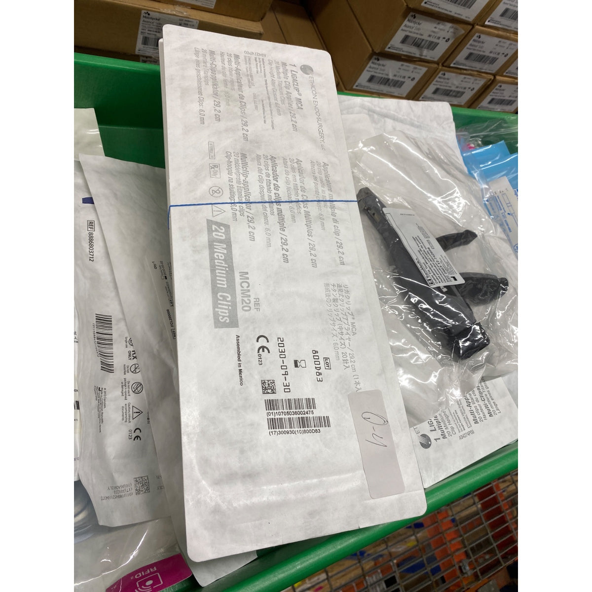 MCM20 - ETHICON - LIGACLIP MCA Multiple Clip Appliers, 20 Medium Clips, (EA/1)