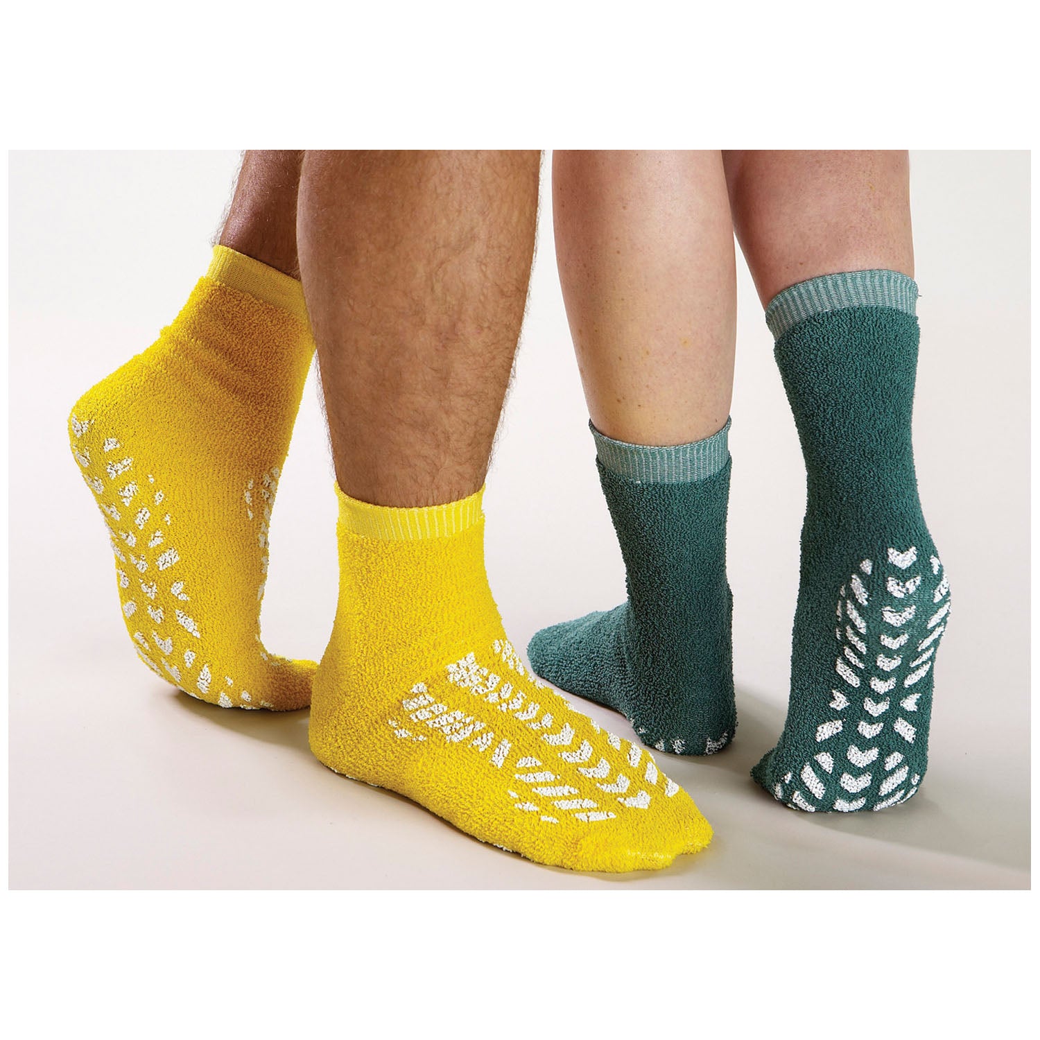 UNV-J1 - Albahealth, LLC (Encompass Company) - Footwear, Single Tread, 48 pr/cs (60 cs/plt) (To Be DISCONTINUED)    , cs