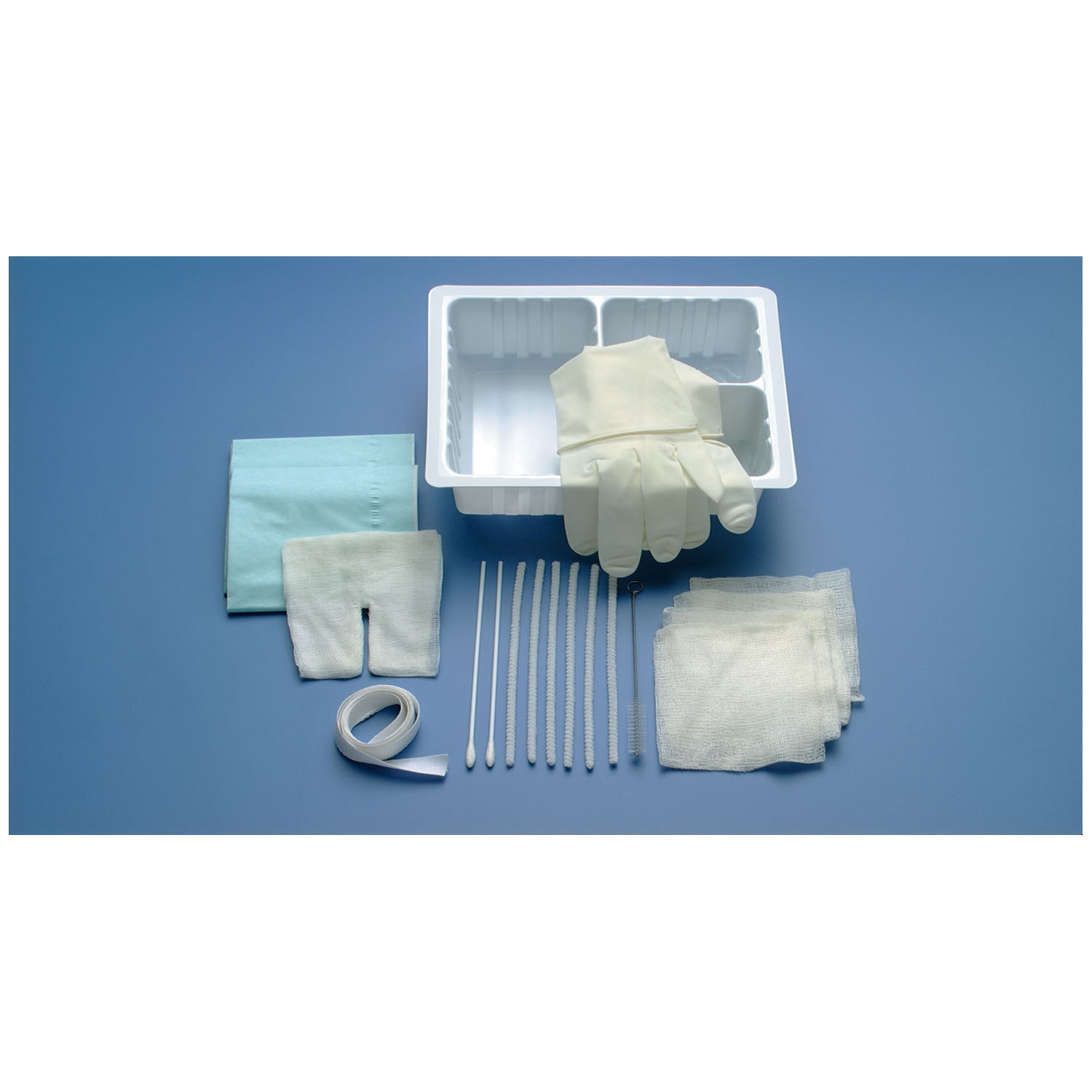711 - Busse Hospital Disposables, Inc. - 氣管切開護理套裝，含額外毛巾和2根額外管道清潔刷，24件/箱