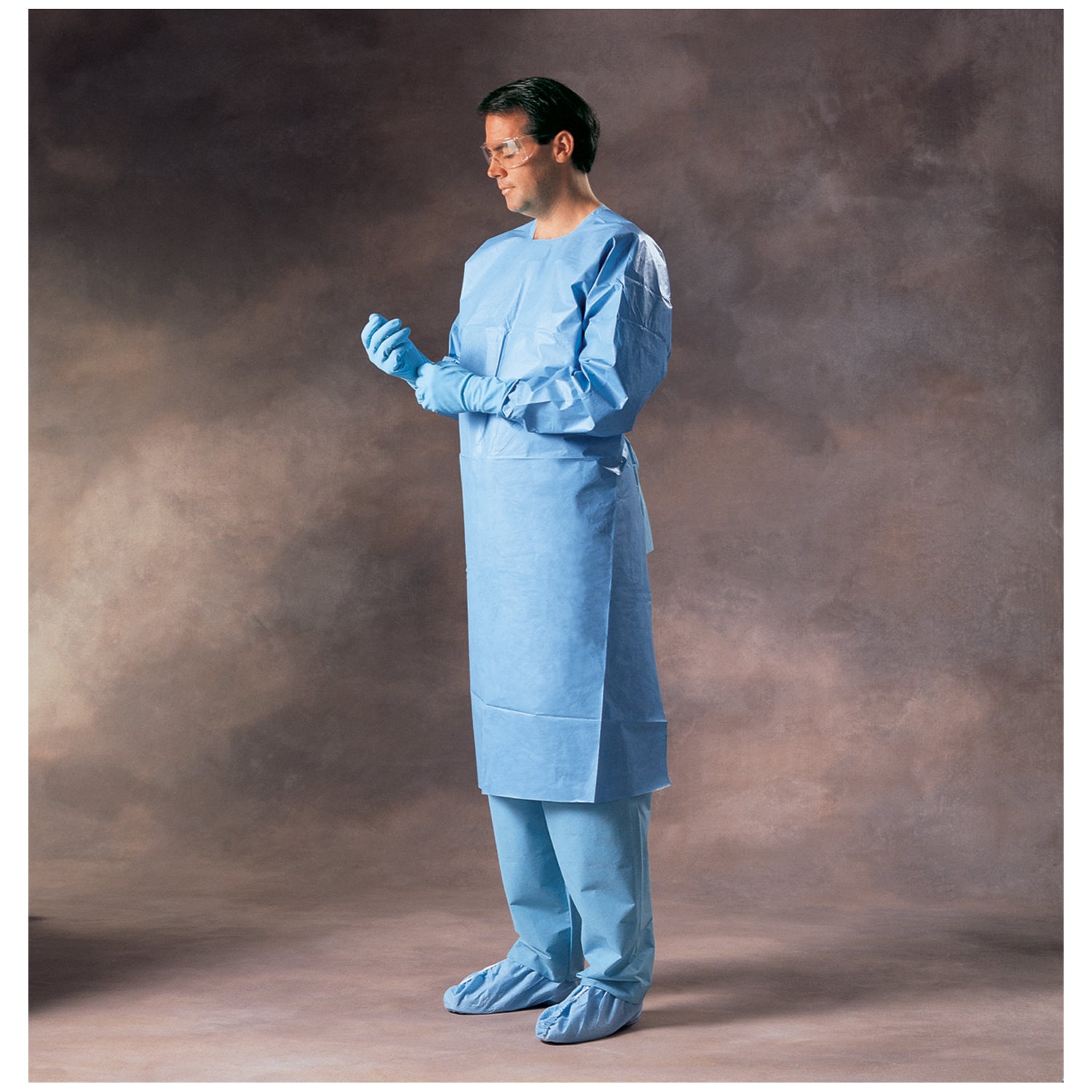 69455 - O&M Halyard - Impervious Gown, Knit Cuffs, Blue, Open Back, Large, 60/cs (US Only)    , cs