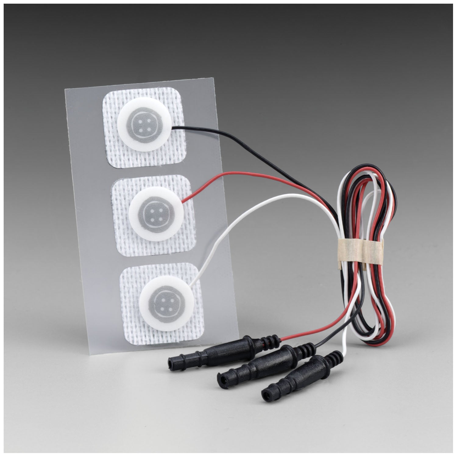 2283 - Solventum Corporation - Electrodo radiotransparente precableado para lactantes, 33 mm x 22 mm, 3/bg, 100 bg/cs (solo EE. UU. continental + HI), cs