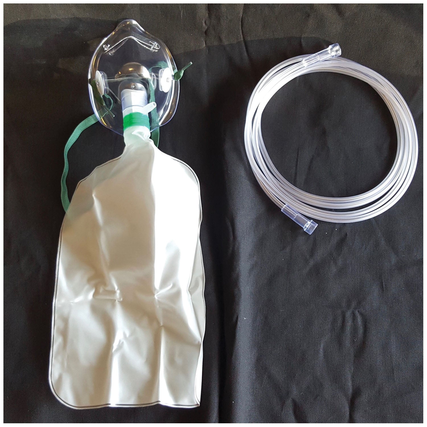 MTR-25160 - Med-Tech Resource, LLC - Máscara de oxígeno, total sin rebreather, con bolsa, para adultos, estándar, tubo de estrella de 7 pies, 50/caja