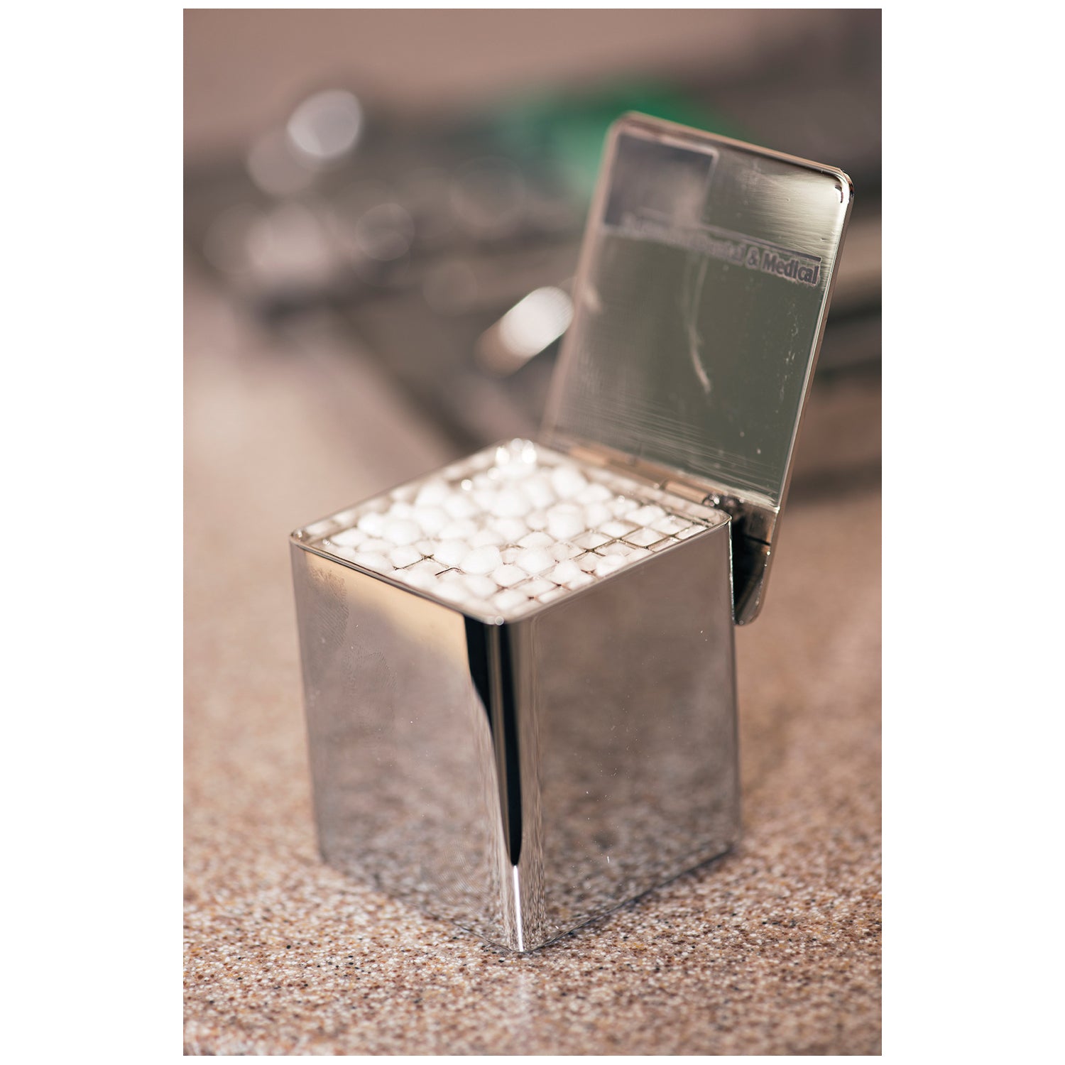 600601 - Richmond Dental - Temple Pellet Dispenser, Plastic with 10 Refills    , ea