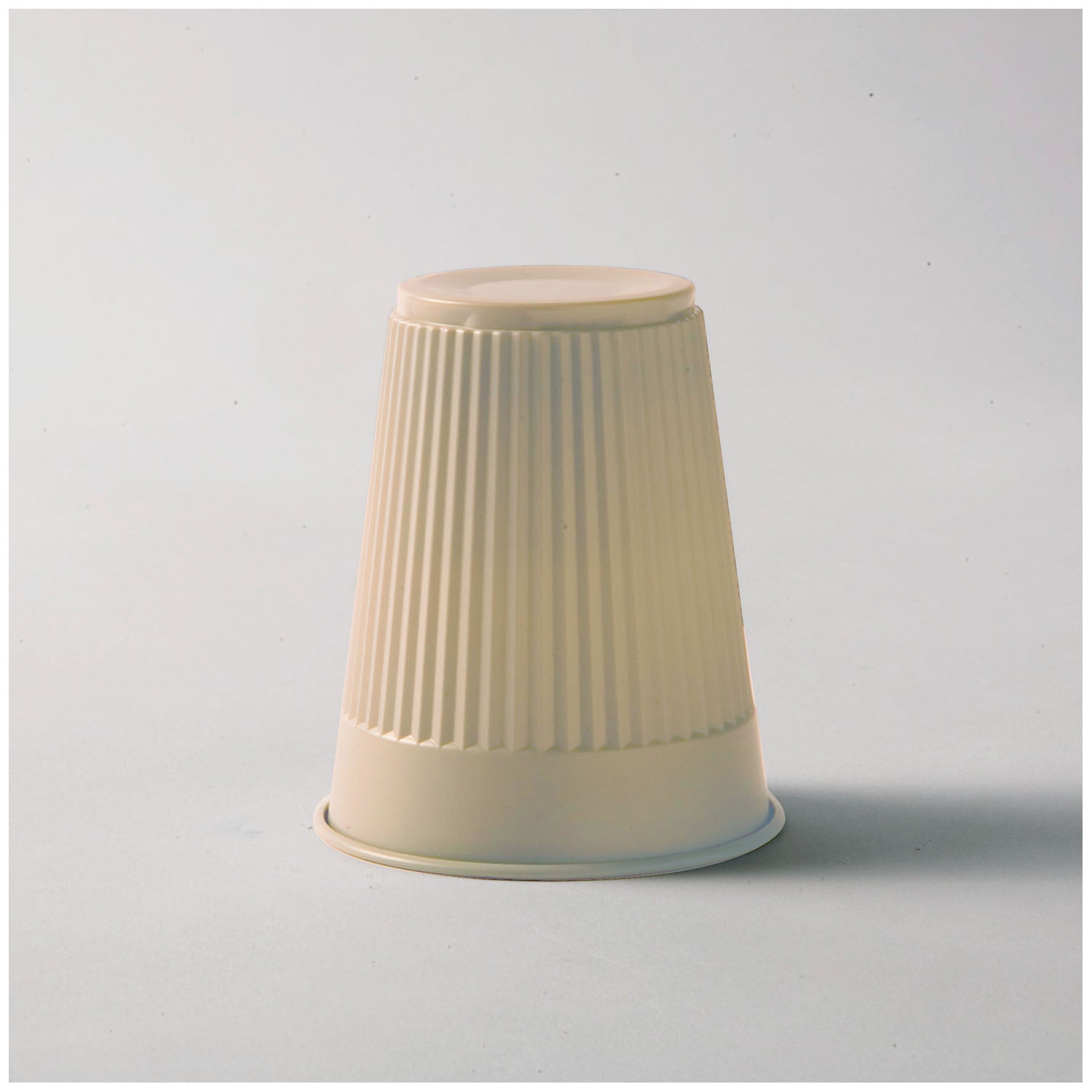 9217 - TIDI Products, LLC - 塑膠杯，米色，5盎司，100/袋，10袋/箱（即將停產），箱裝