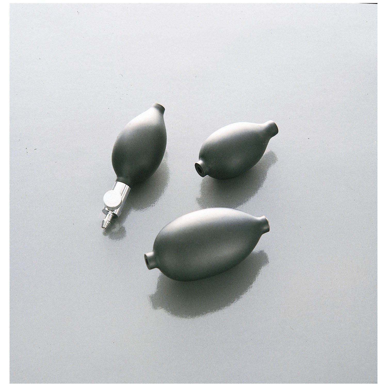 5086-03H - Hillrom - Large Inflation Bulb, Latex Free (LF), 6/bx (US Only)    , bx