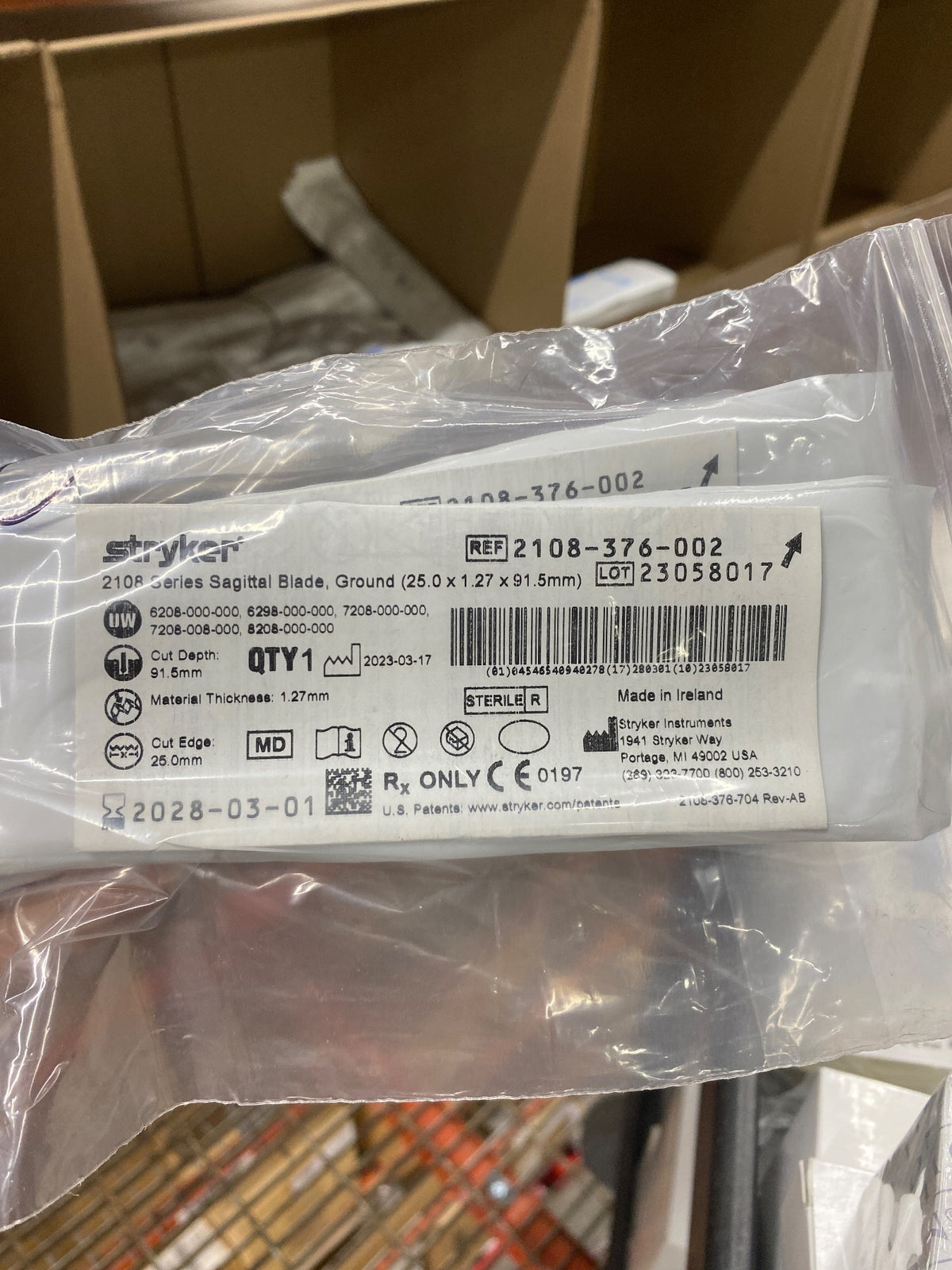 2108-376-002 - STRYKER - 2108 Series Sagittal Blade, Ground (25.0 x 1.27 x 91.5mm), (EA/1)