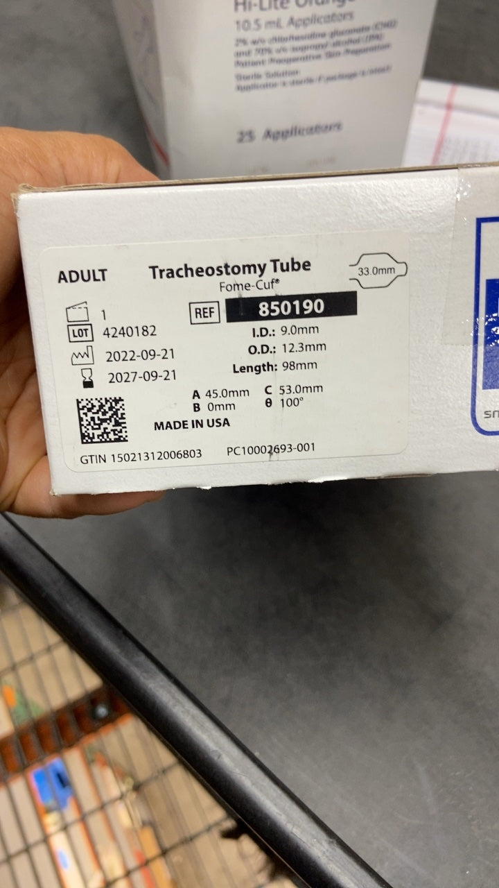 850190 - SMITHS MEDICAL - Tracheostomy Tube Fome-Cuf ADULT 33 0mm, (BX/1)